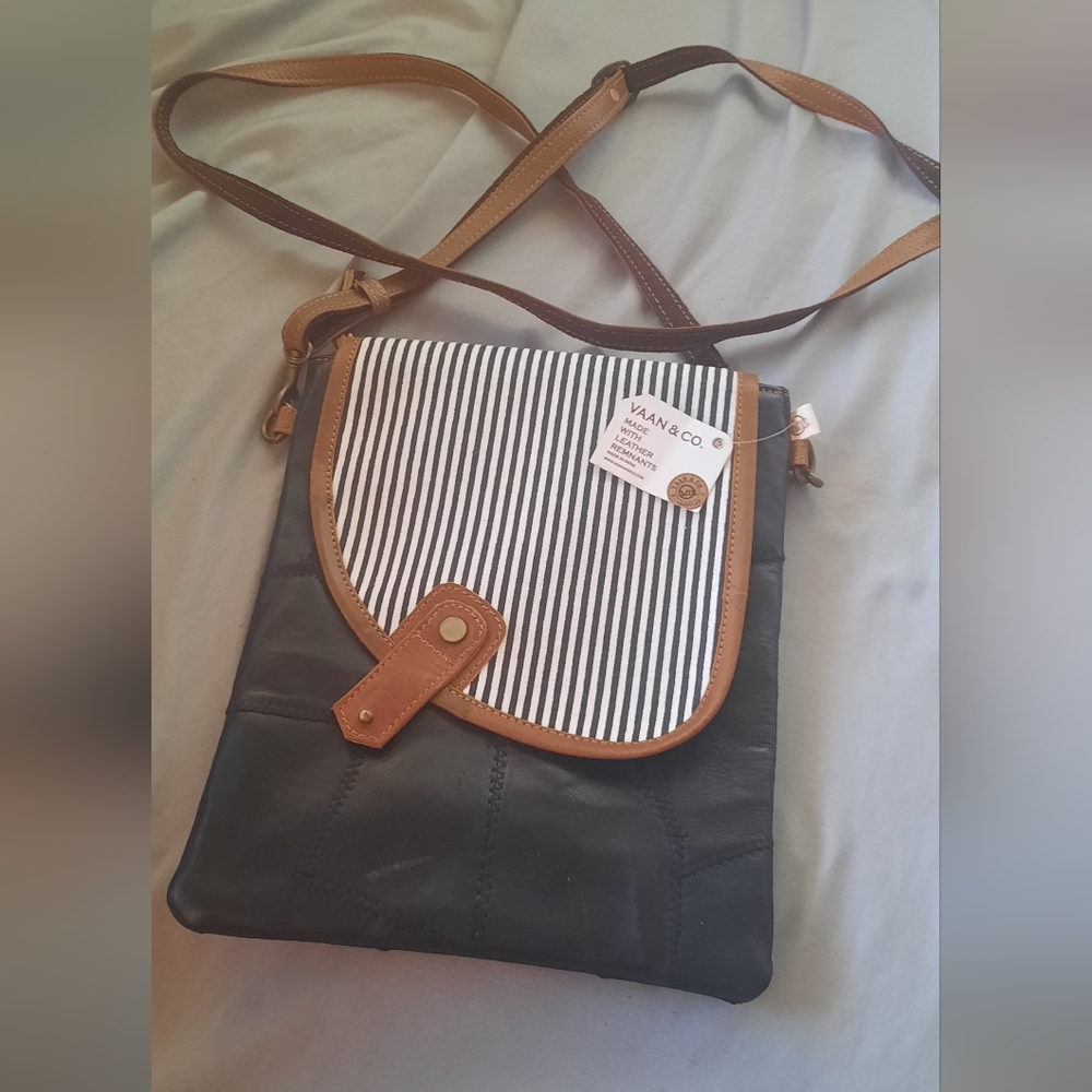 Black and Tan WOMAN s VAAN &Co Crossbag Leather